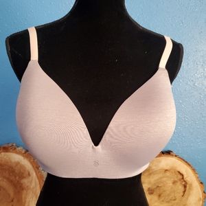 Victoria's secret no wire bra 36DD